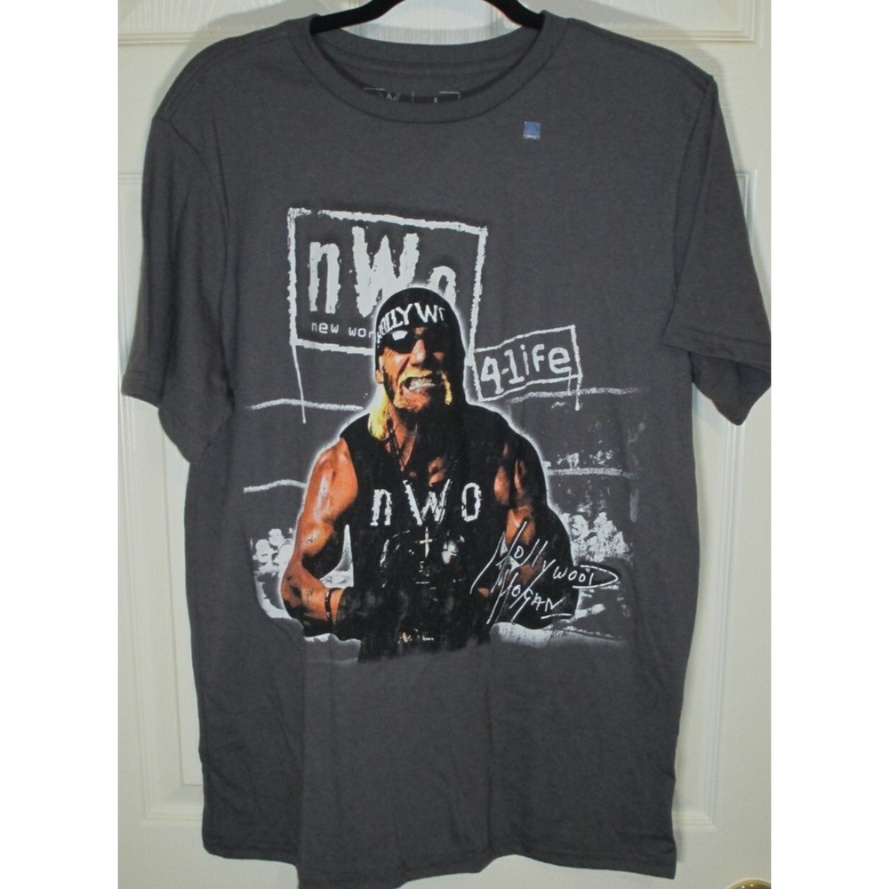 NEW WWE nWo 4-Life Hollywood Hulk Hogan Dark Gray Wrestling Tee L NWOT WCW